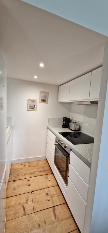 Appartement Dans Un Mas Provencal Renove Saint-Hilaire-dʼOzilhan Esterno foto